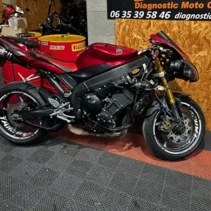 YAMAHA R1 2006
